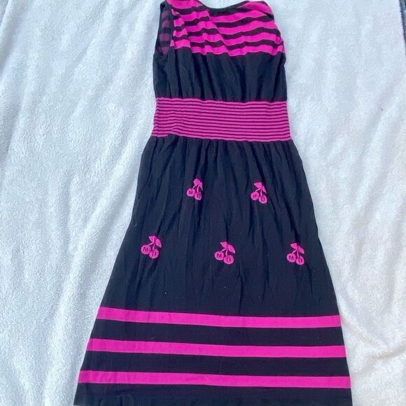 Yitong one size sleeveless cherry dresses 2 pack used great condition - Picture 13 of 13